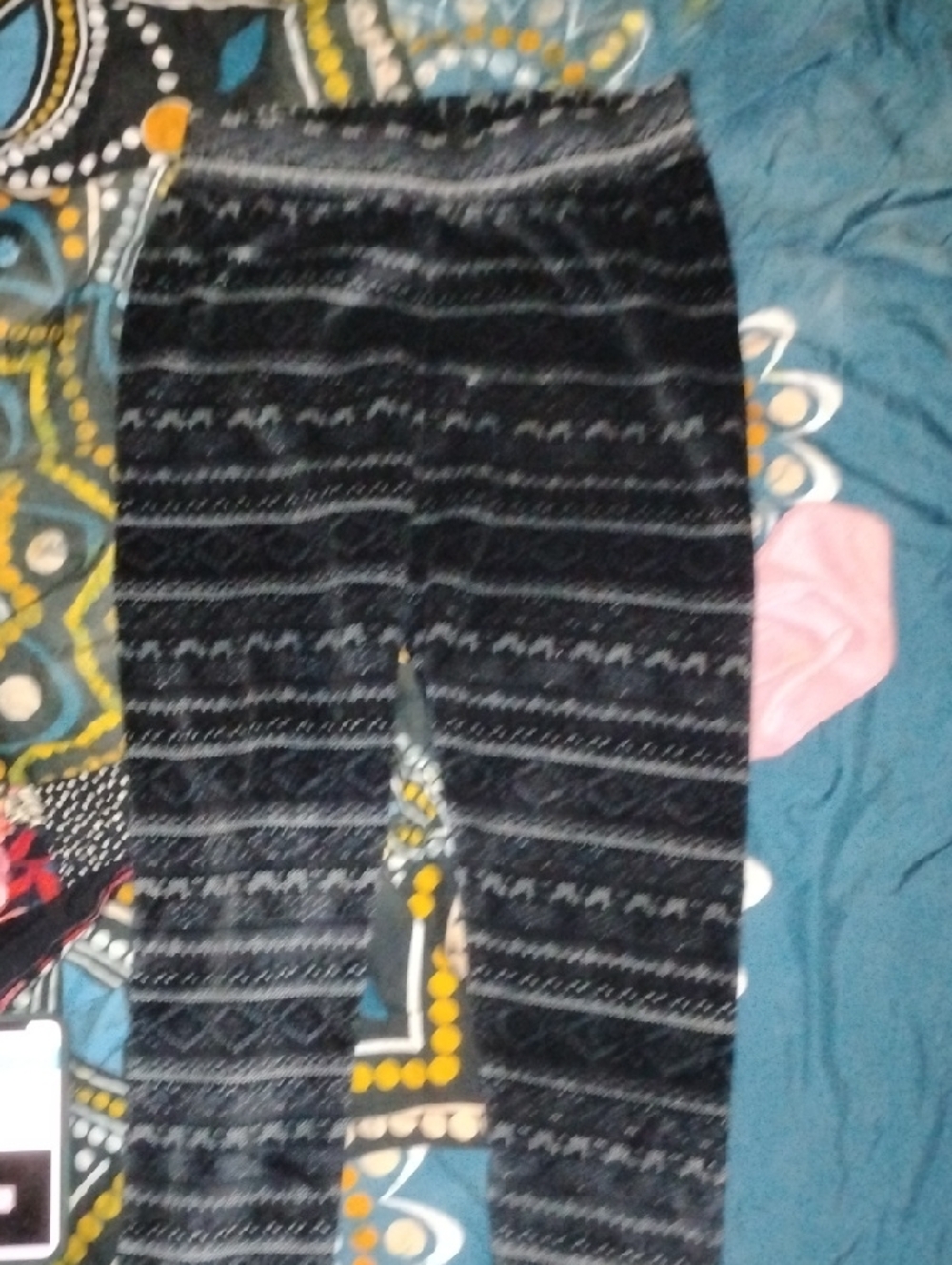 shosho Black & Gray Patterned Leggings